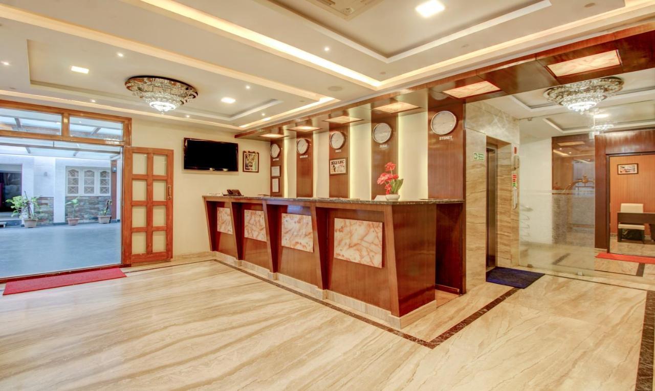 Treebo The Sai Leela Suites R T Nagar Bangalore Extérieur photo