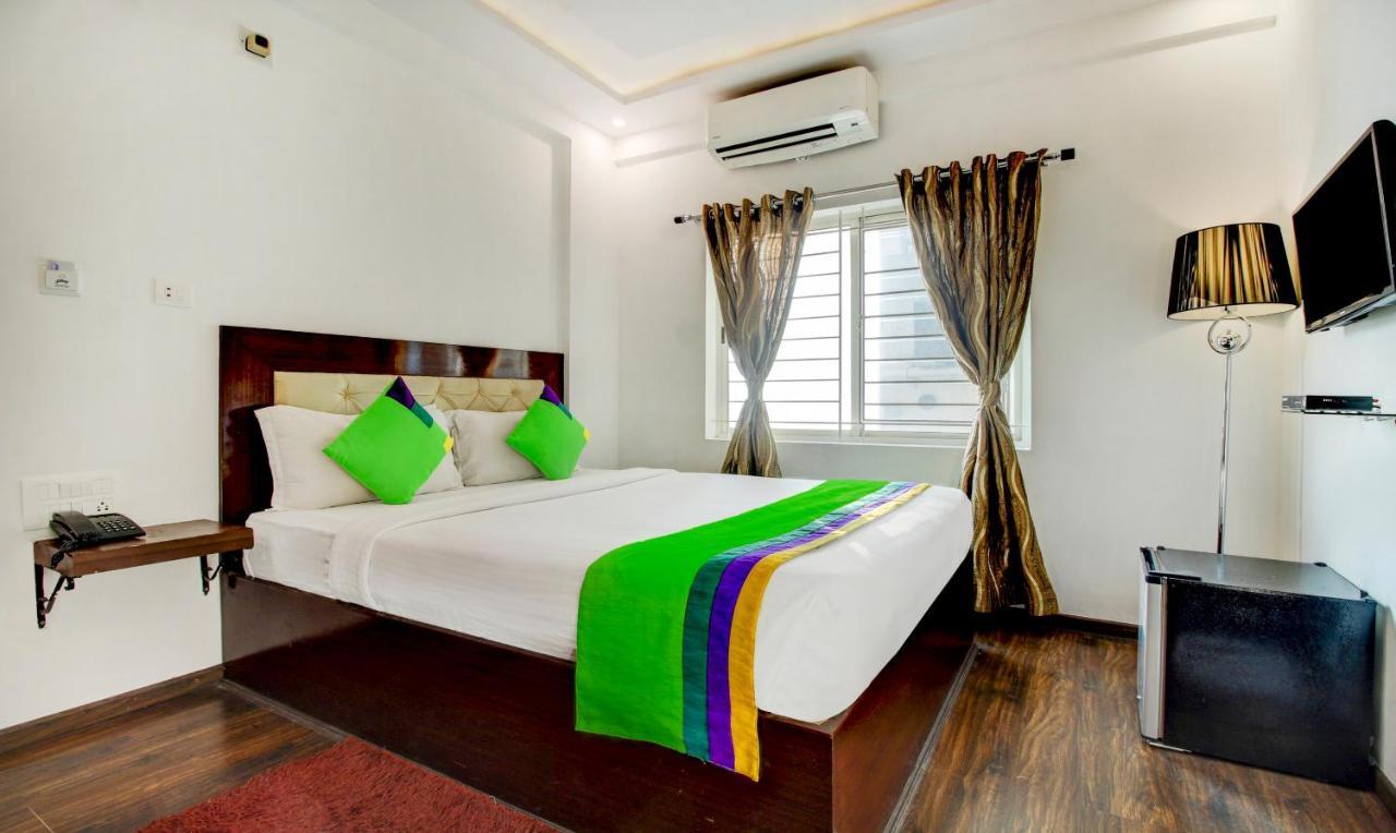 Treebo The Sai Leela Suites R T Nagar Bangalore Extérieur photo
