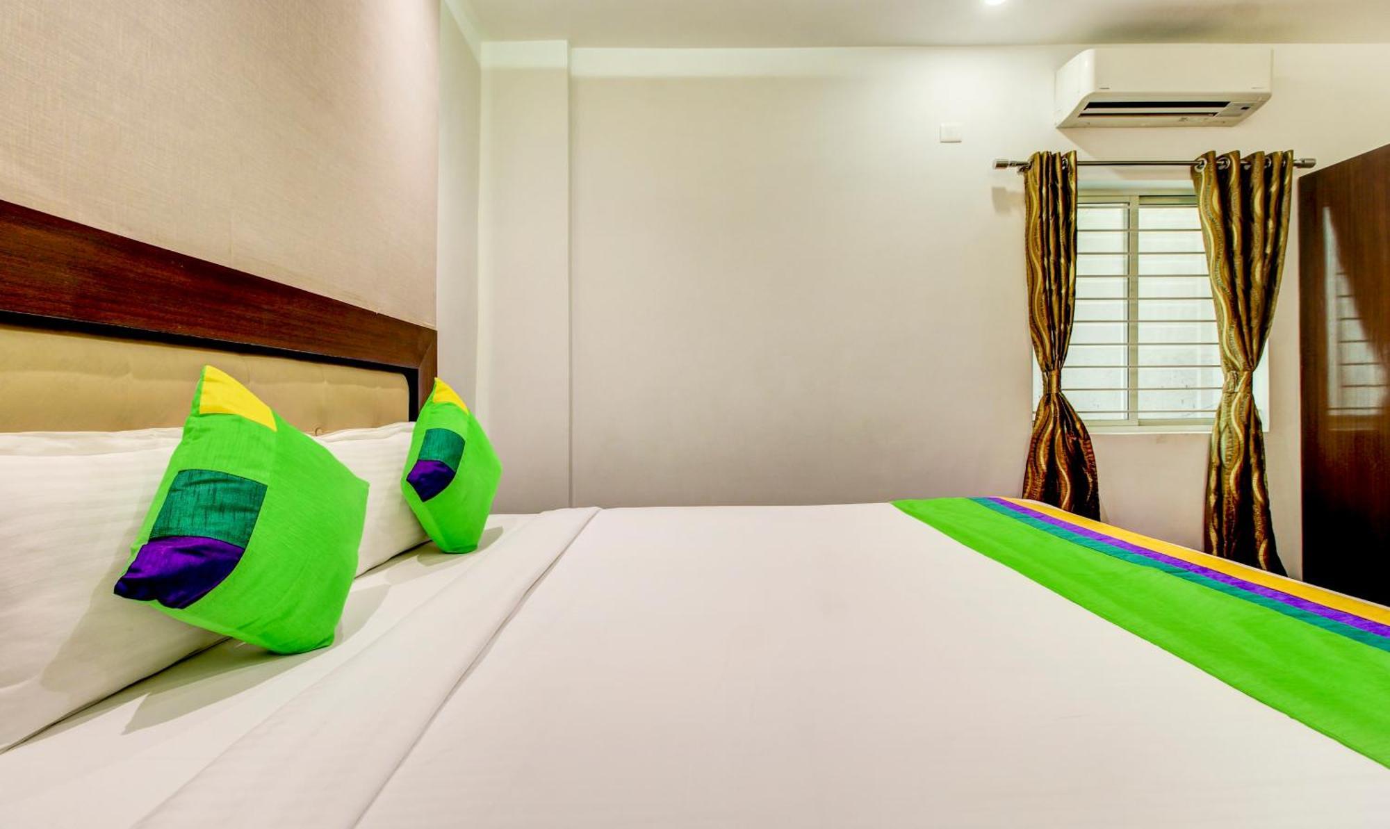 Treebo The Sai Leela Suites R T Nagar Bangalore Extérieur photo