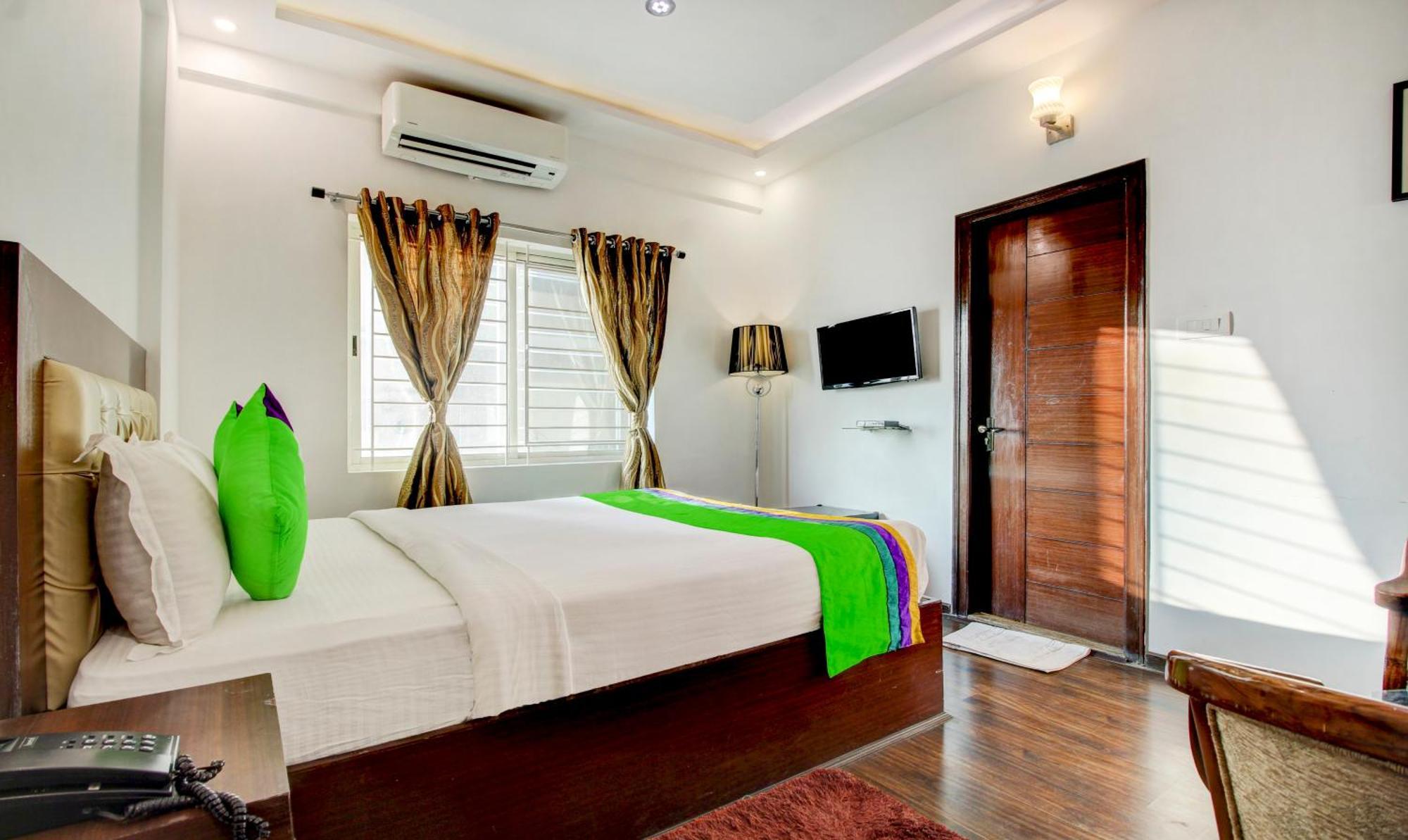 Treebo The Sai Leela Suites R T Nagar Bangalore Extérieur photo